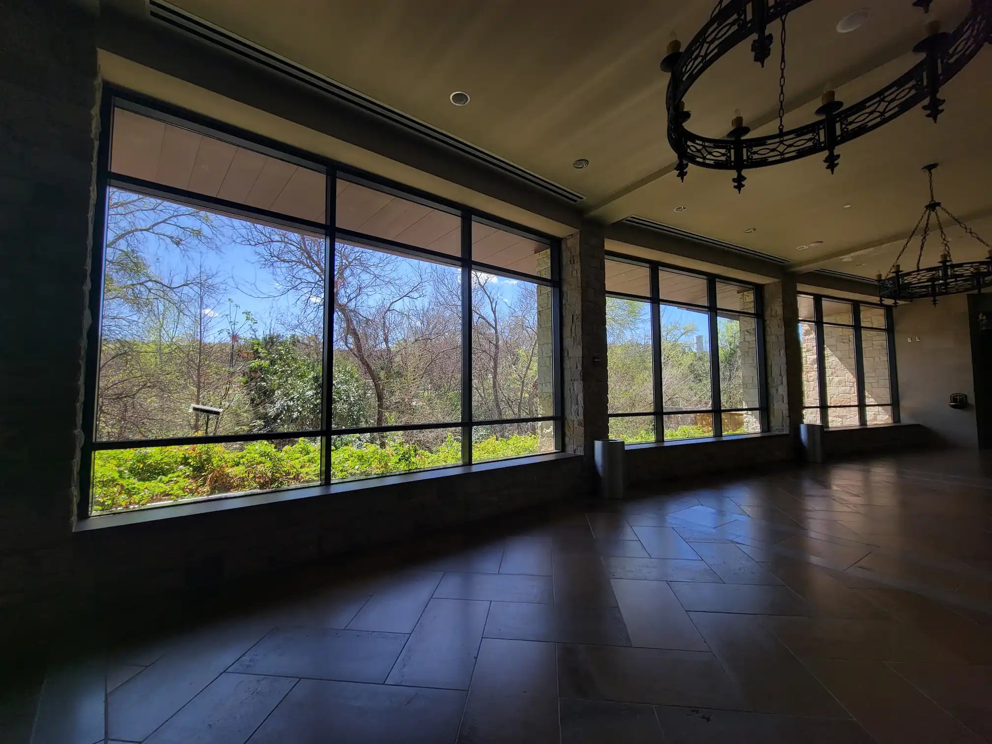 sjn narthex inside
